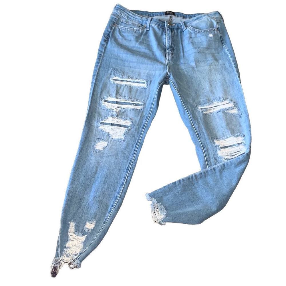 Simple Society Light Wash Raw Hem Distressed Jeans SZ 15
